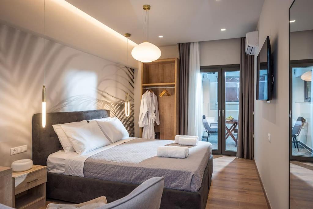 Amalia'S Luxury Apartment 3 イラクリオン エクステリア 写真