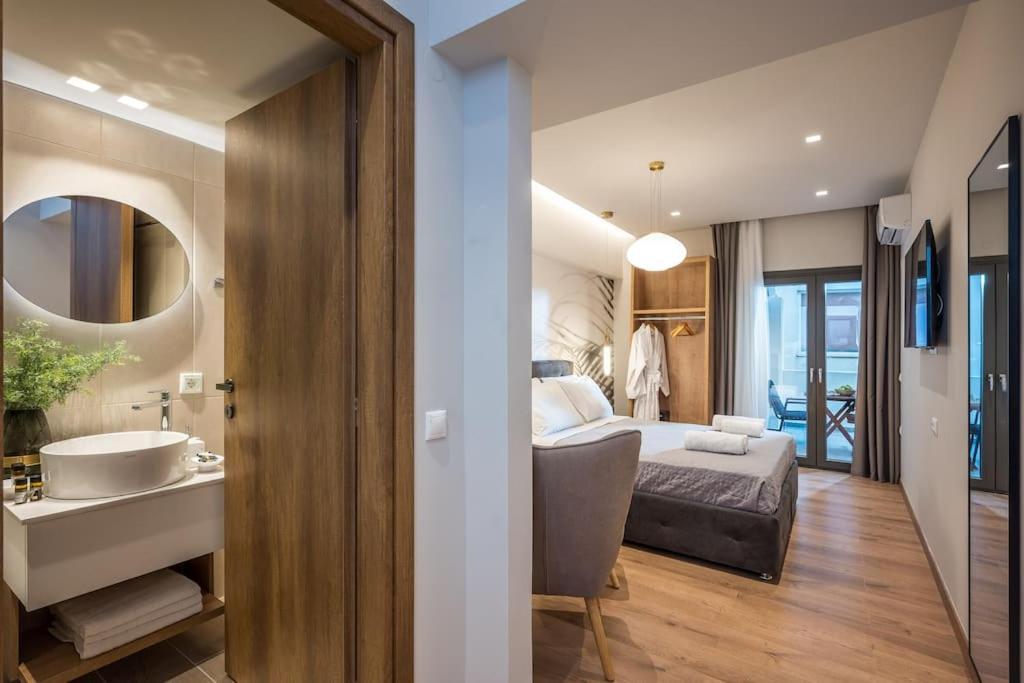 Amalia'S Luxury Apartment 3 イラクリオン エクステリア 写真